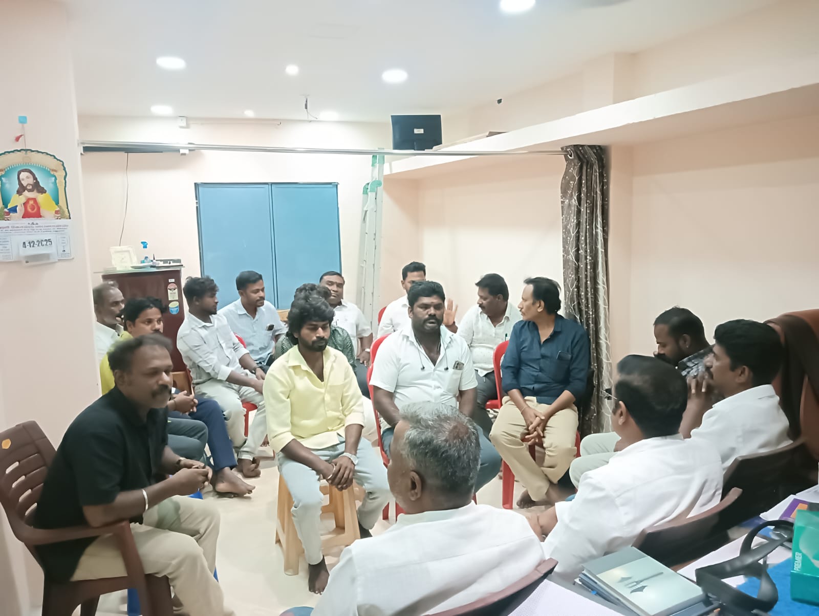 WhatsApp Image 2025-12-14 at 07.00.27